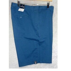 Men's Shorts St John's Bay Flat Front size 40 NEW